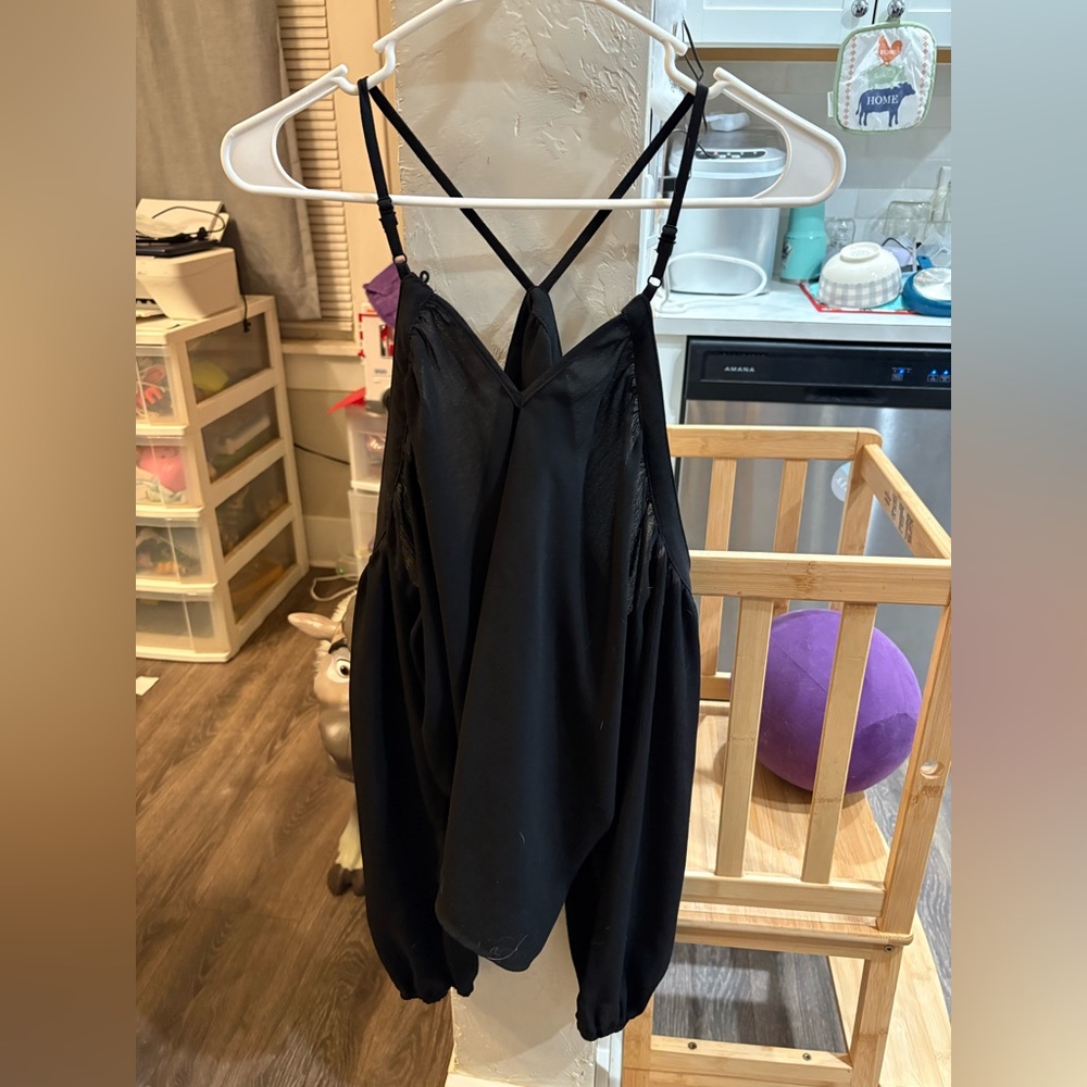 Eesome Elegant Black Garment